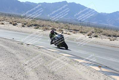 media/Dec-01-2025-Moto Forza (Mon) [[2daa91e15f]]/3-Beginner Group/Session 3 (Turn 16 Inside)/